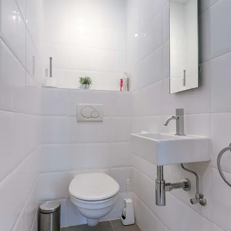 With Lateral Sea View & Private Parking Apartment